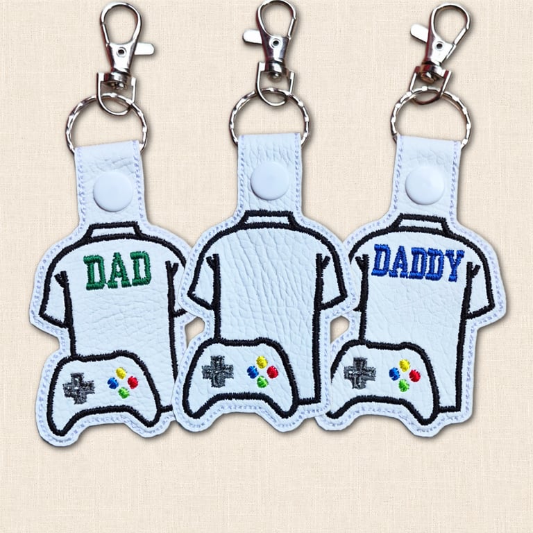 Dad Gamer Shirt Keyring - Embroidered Faux Leather Gift
