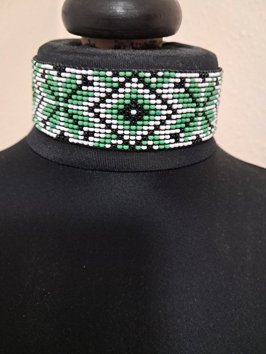 Beaded Choker necklace