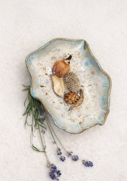 Coastal Trinket Dish – Handmade Ceramic, Beach-Inspired, Organic Stoneware