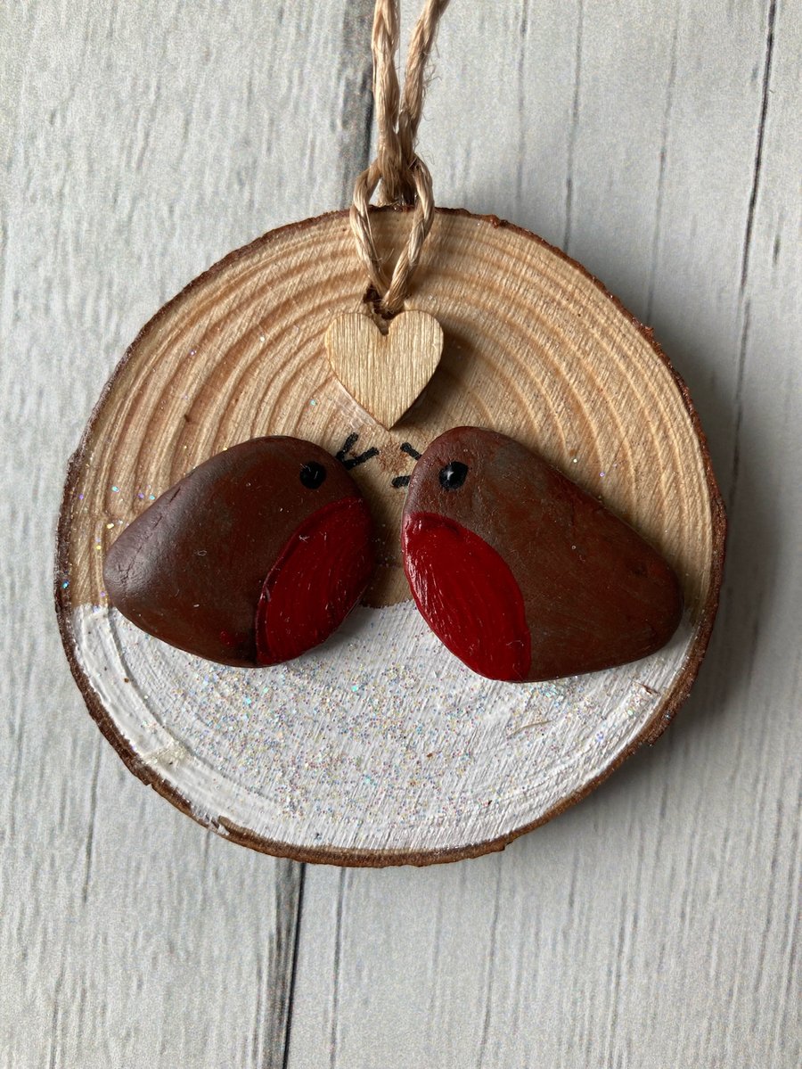 SALE- Robins and heart Christmas decoration with pebbles from Cornwall 