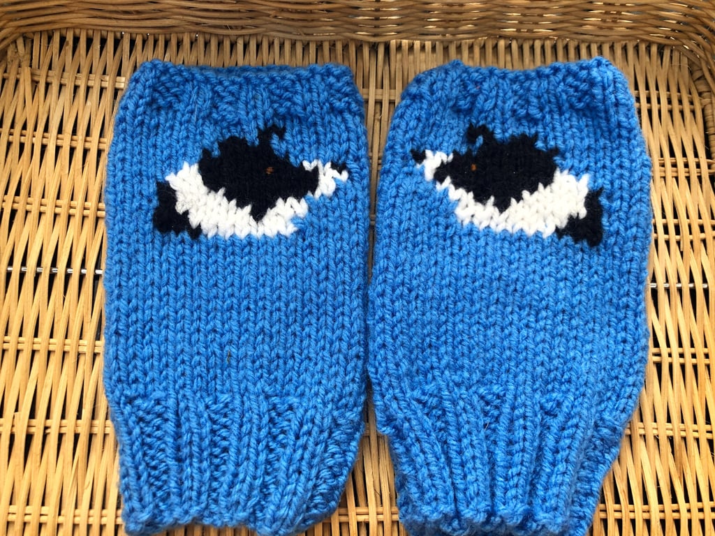 Border collie mittens ,fingerless gloves, hand knitted . Money to cat rescue