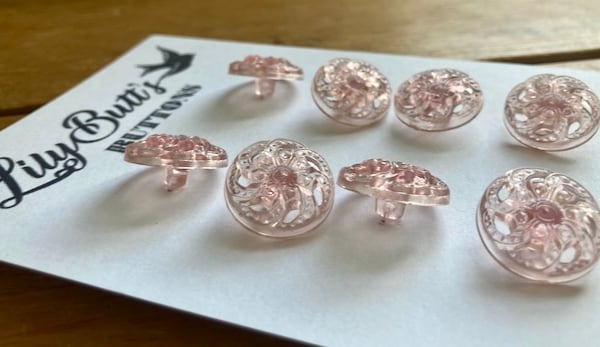 8 Vintage Clear Pink Flower Buttons - 2cm