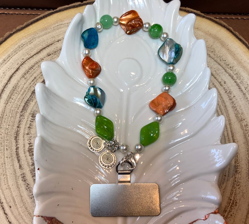 Shell & Pearl Phone Bracelet Wrist Strap: