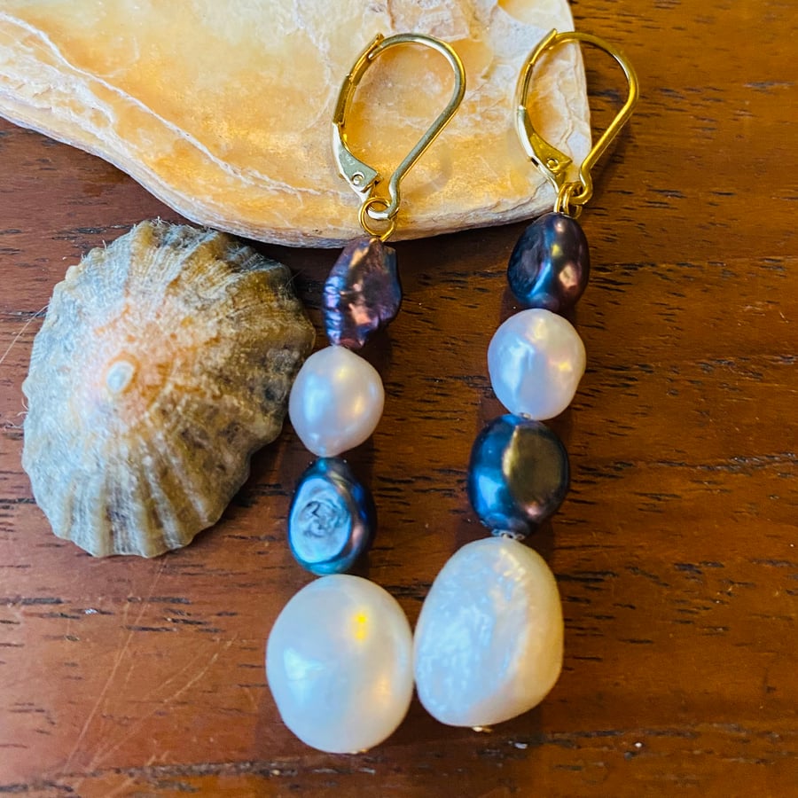 Multicolour Baroque pearl earrings - BPE09