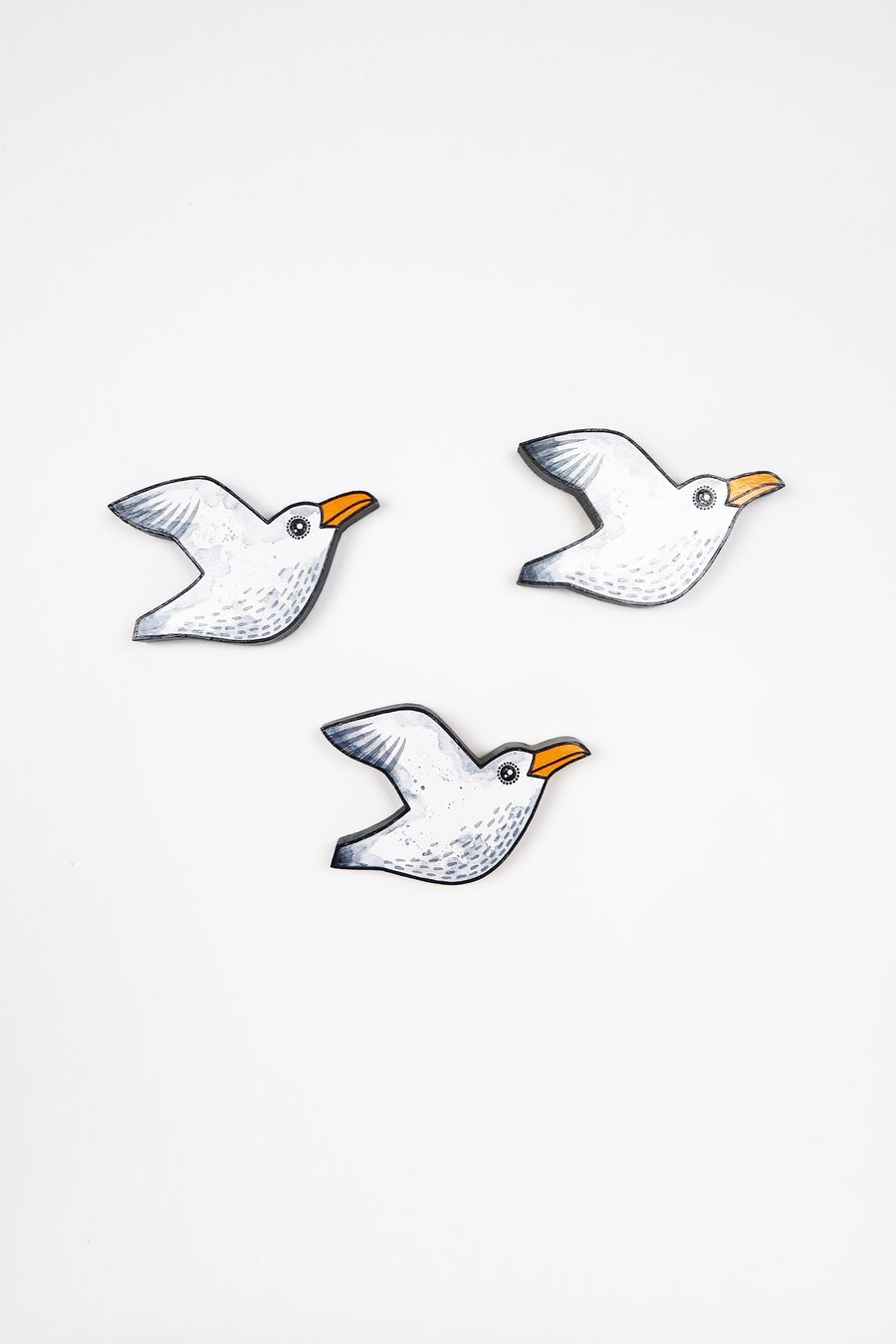 Seagull wall art, set of 3 flying birds, wooden hand painted home decor.
