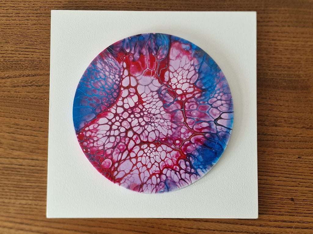 18.8cm x 18.8cm acrylic pour painting wall plaque