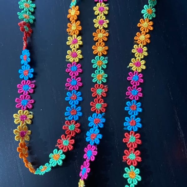 2 Yards Daisy Flower Lace Trim Guipure Floral Ribbon Sewing Craft Embellishment