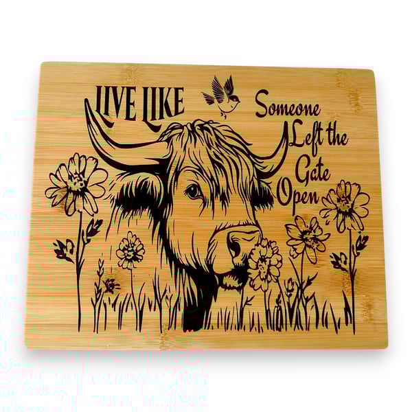 WOODEN CHOPPING BOARD WITH IMAGE