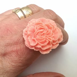 Big Peony Ring........