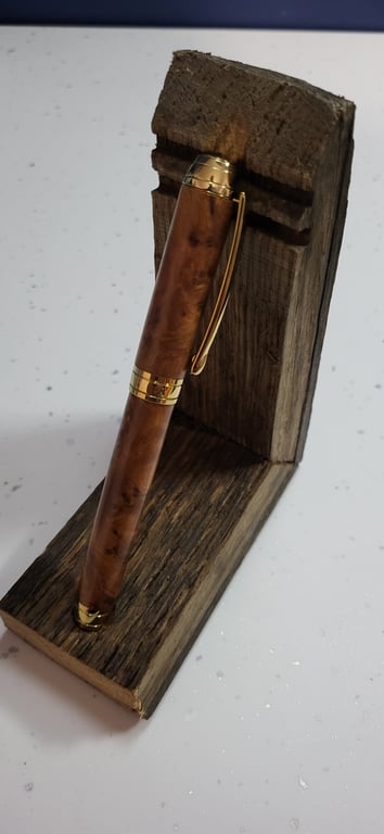 Handmade Thuya Burr Fountain Pen