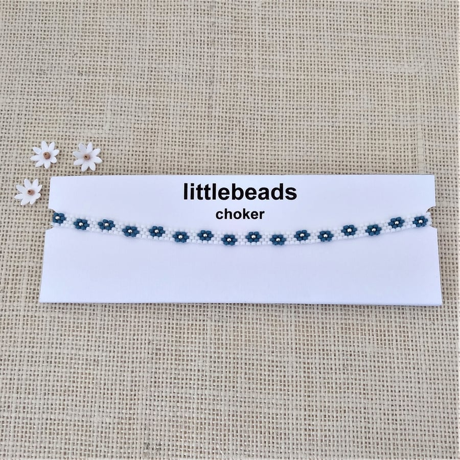 Teal Blue Daisy and White Beaded Choker Necklace