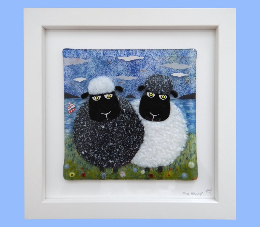 Handmade Fused Glass 'Twa Sheep' Picture