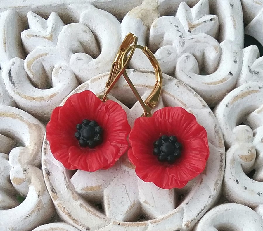 Poppy Earrings
