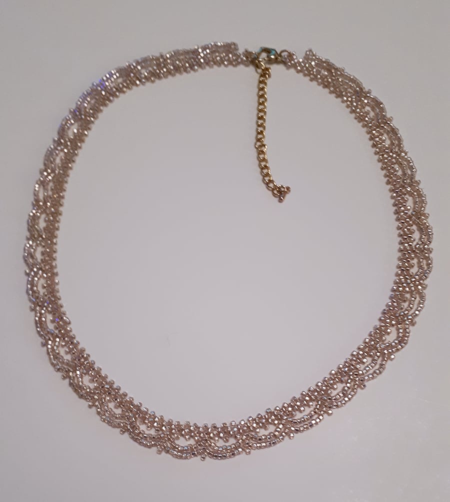 Lacy look necklace - Champagne gold