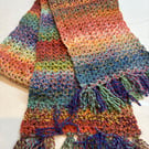Scarf with tassels 