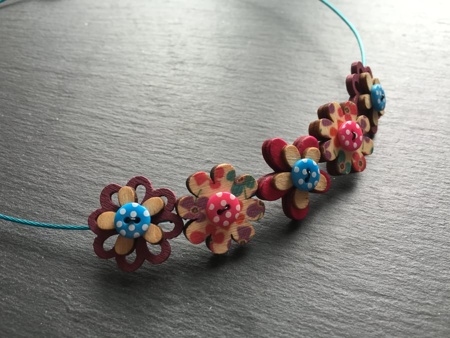 Button Necklace Wooden Flower Button Choker Turquoise Pink Purple