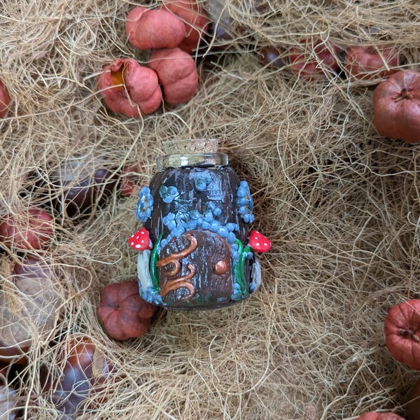 Fairy house, fairy door ornament 