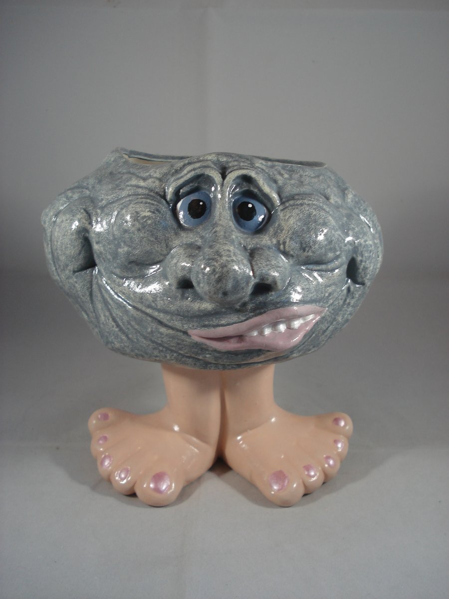 Small Grey Ceramic Novelty Garden Flower Herb Plant Pot Planter Candle Holder.