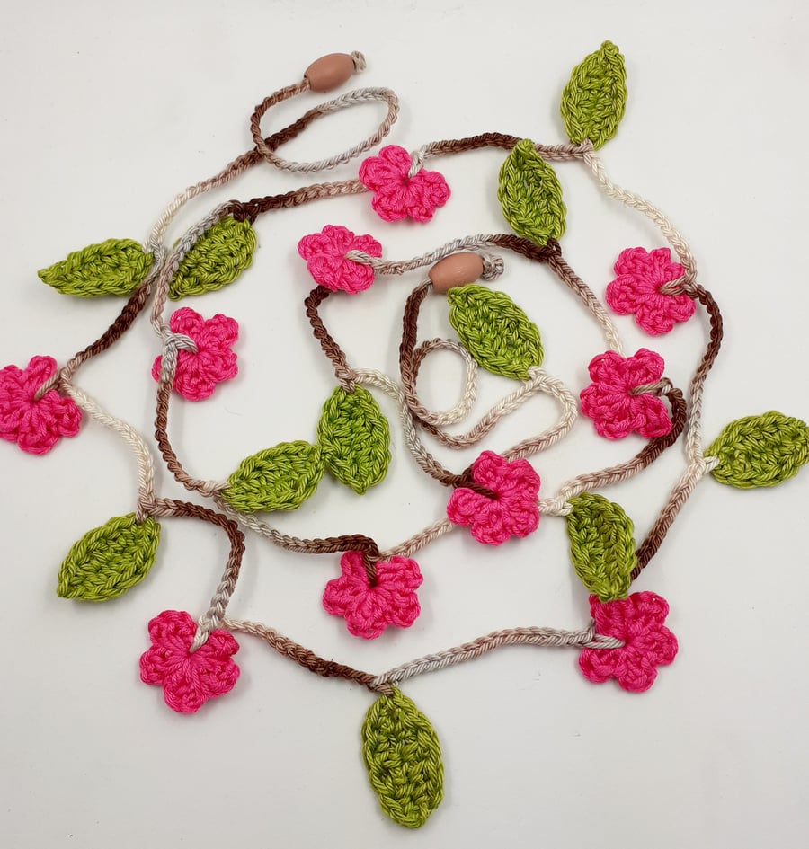 Crochet  Bright Pink Blossom Garland 