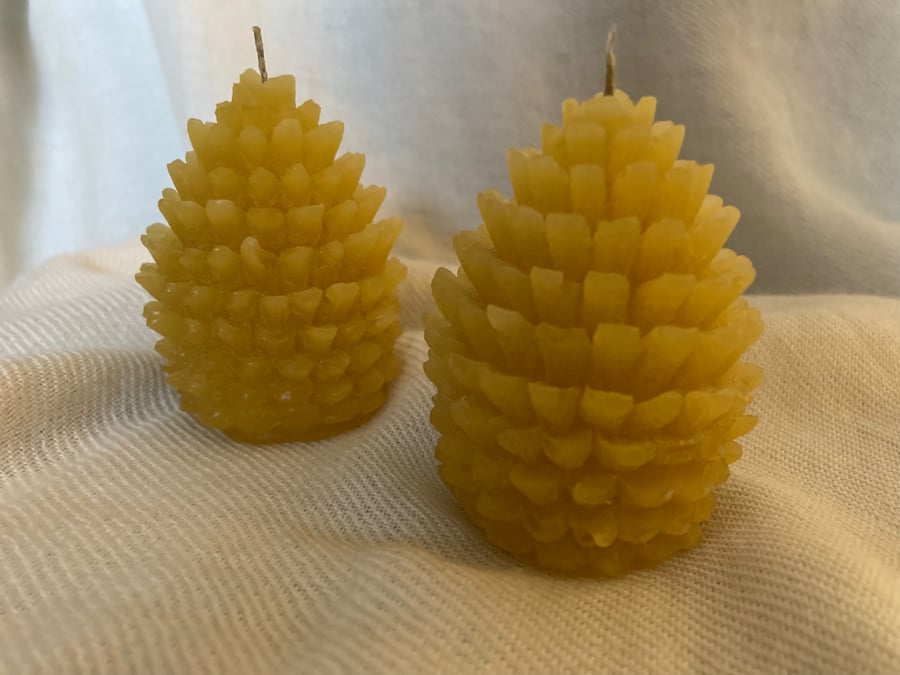 Beeswax Organic Pine Cone Shaped Candle