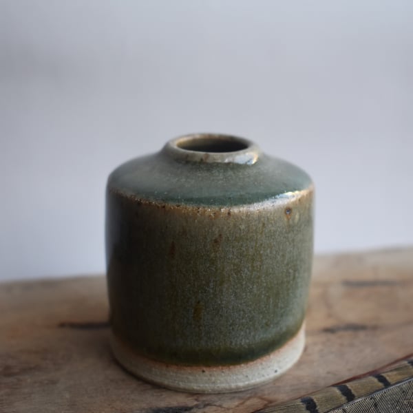 Stoneware inkwell bottle