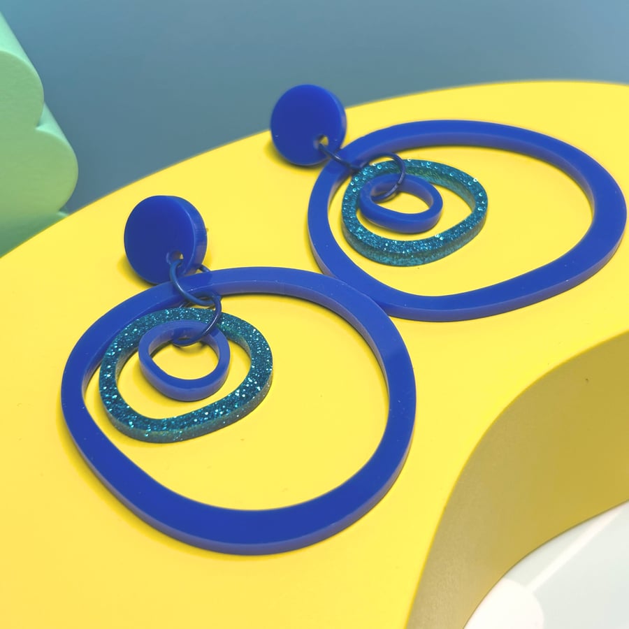 wonky hoop earrings, large hoop earrings, acrylic hoop earrings