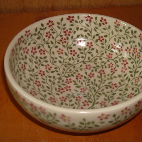Floral decorated bowl