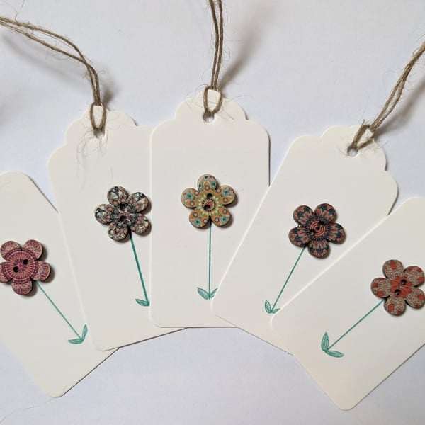 Homemade gift tags made with buttons in packs of 5 - flower 
