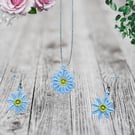 Embroidered Daisy Flower Necklace & Earring Set