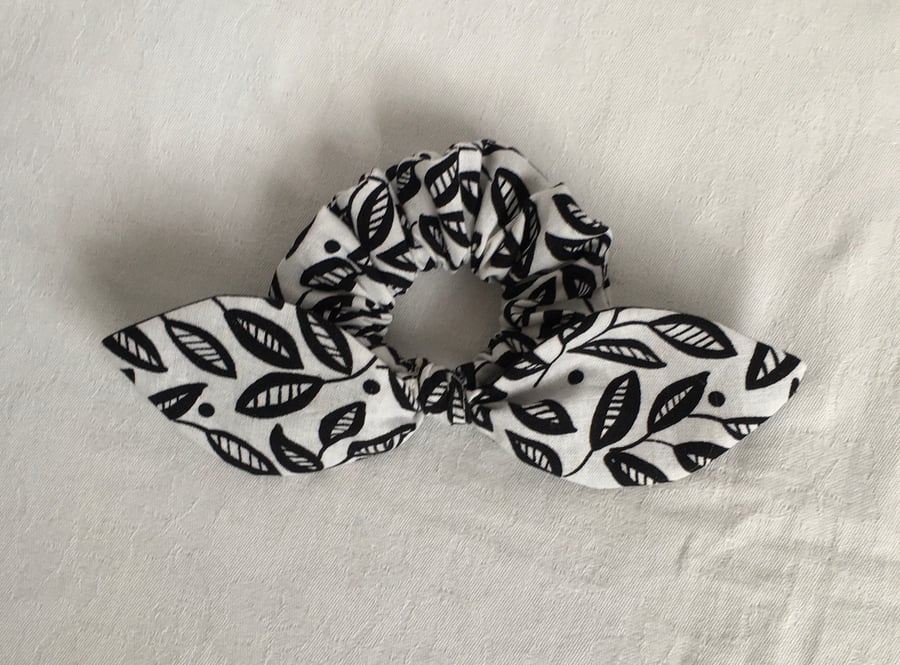 Monochrome Bow Scrunchy, Hair Bow, Scrunchies, Hair Accessory, Gift Idea.