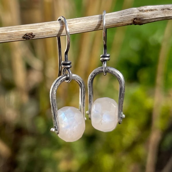 Silver and moonstone small dangle earrings 