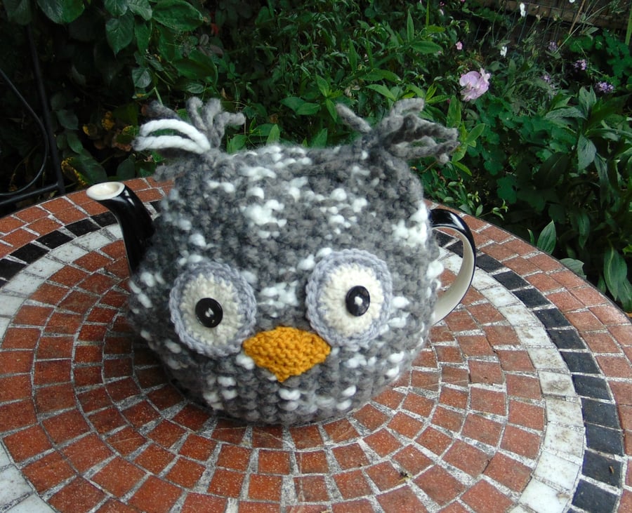 Owliver Tea Cosy