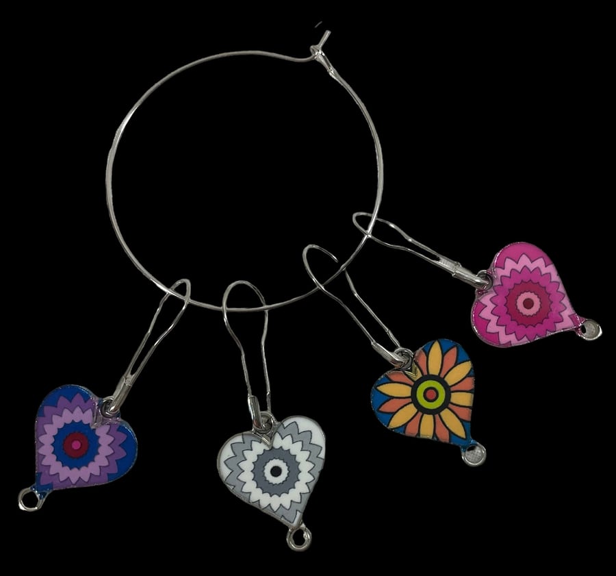 Heart shaped Stitch markers for knitting and crochet, enamelled colourful progre