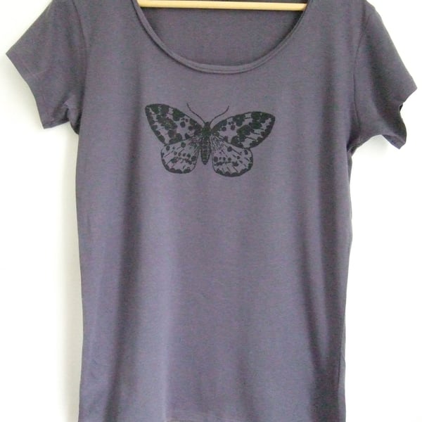 moth print womens printed cotton round neck T shirt damson and dark purple