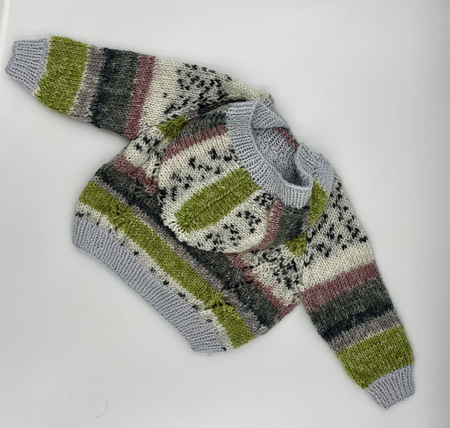 Hand knitted cardigan 6-12 months