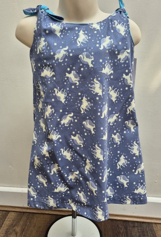 Girls dress blue unicorns age 3-4 years