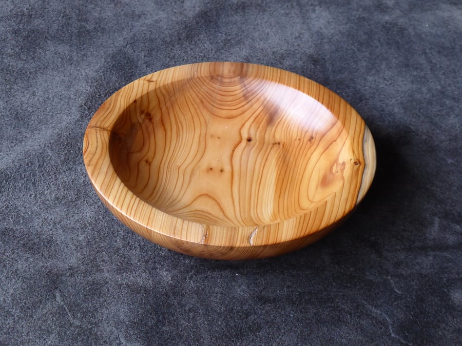 Yew Pin Dish
