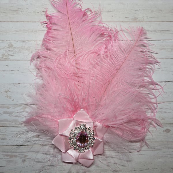 Pale Candy Pink Regency Ostrich Feather Clip – Vintage Headpiece