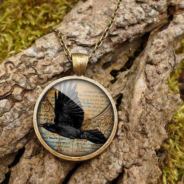 Raven In Flight Large Necklace (RR03)