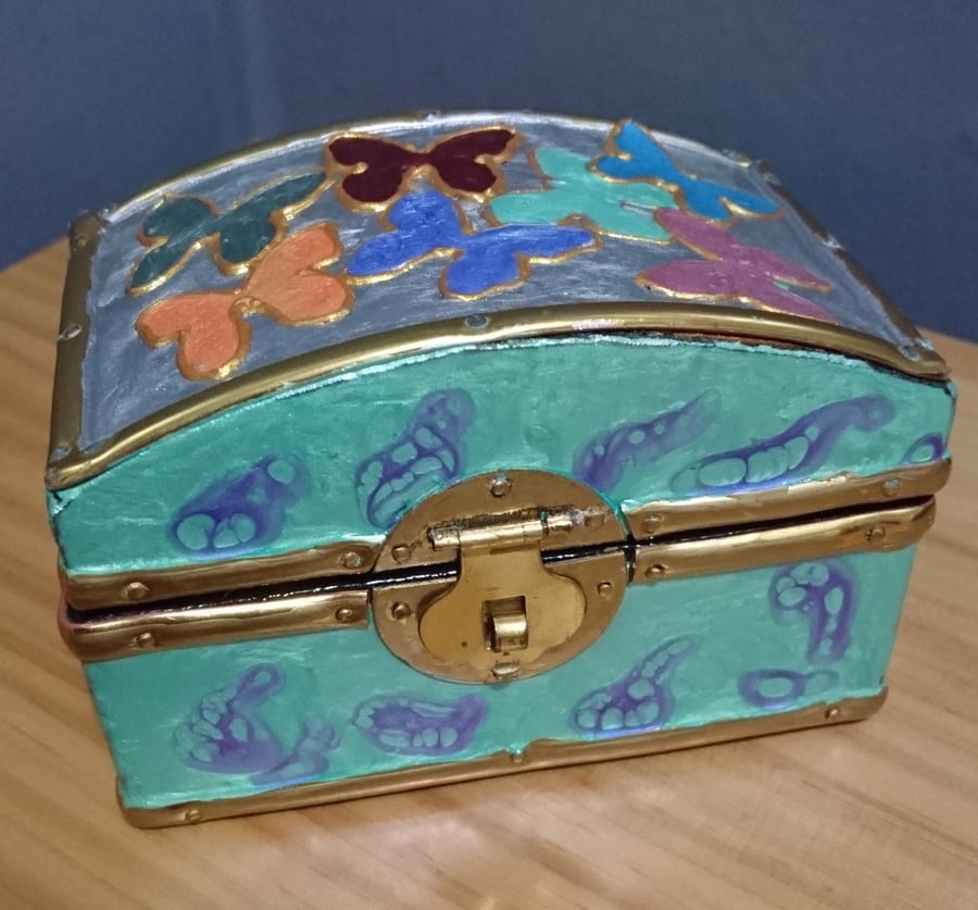 Treasure Chest - Memory Box