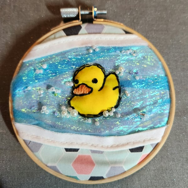 Make Your Own Embroidered Hanging Hoop Wall Art Kit - Rub A Dub Duck