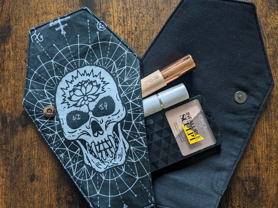 Handmade Skull & Lotus Coffin Cosmetic Bag – Gothic Monochrome Makeup Pouch by A