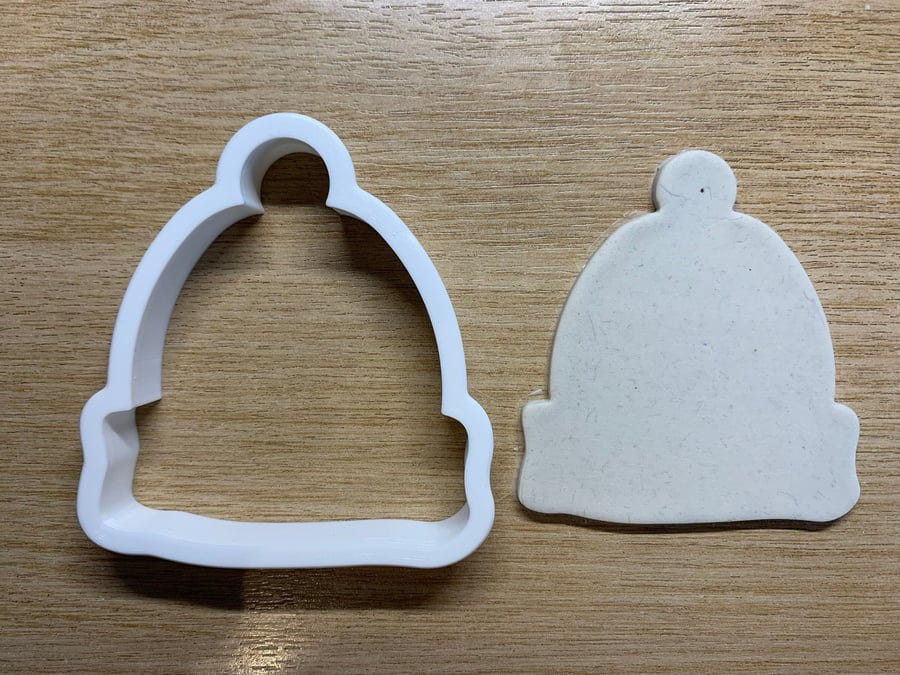 Woolly bobble Hat Shaped Cookie Cutters - 4 Sizes