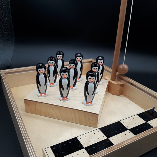 Wooden Penguin Table Skittles (Bar Skittles)