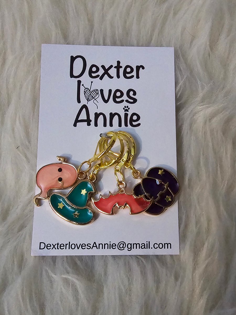 Spooky Halloween themed stitchmarkers