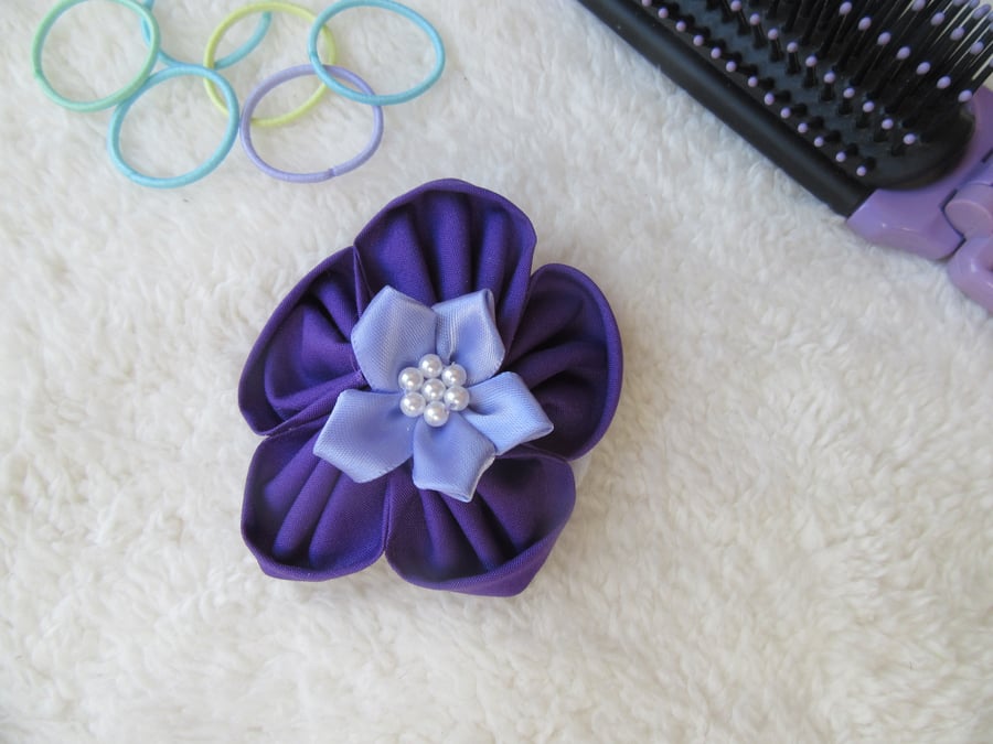 Purple flower hair clip