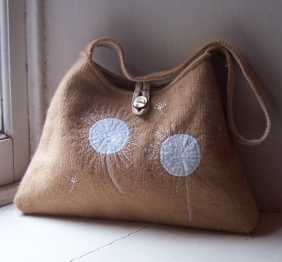 Embroidered cashmere shoulder bag - DANDILION