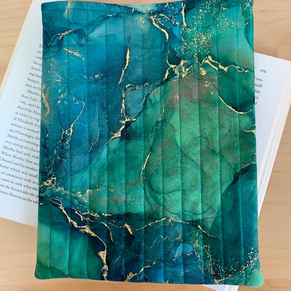 Green Jade And Gold Marble Effect Quilted Fabric Book Sleeve - Hardback Size