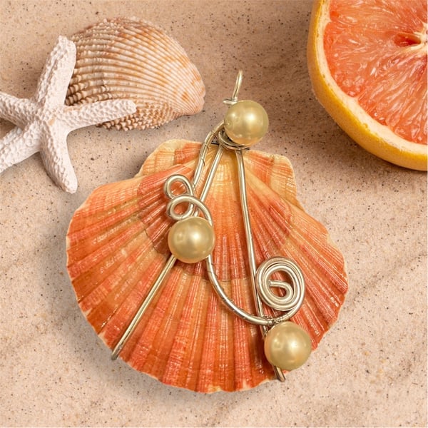 Scallop Seashell and Pearl Bead Pendant, Shell Necklace, Boho Pendant