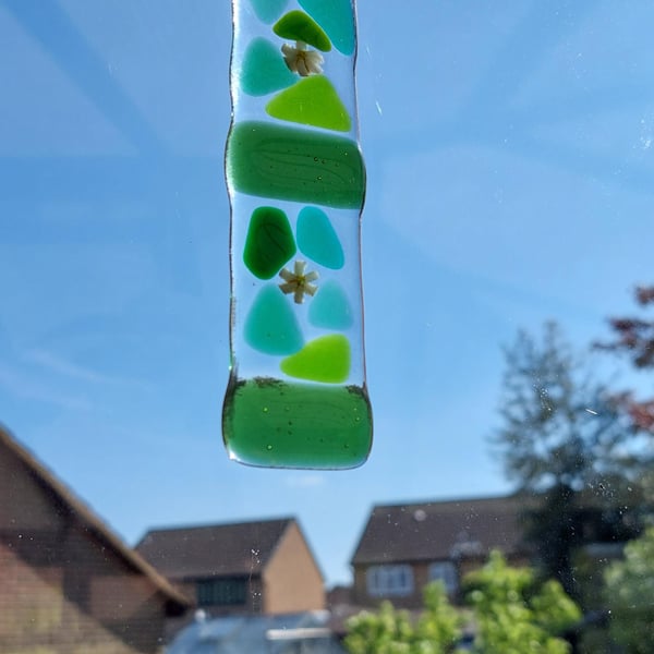 Green mosaic fused glass suncatcher, 3x13cm, handcrafted (25)